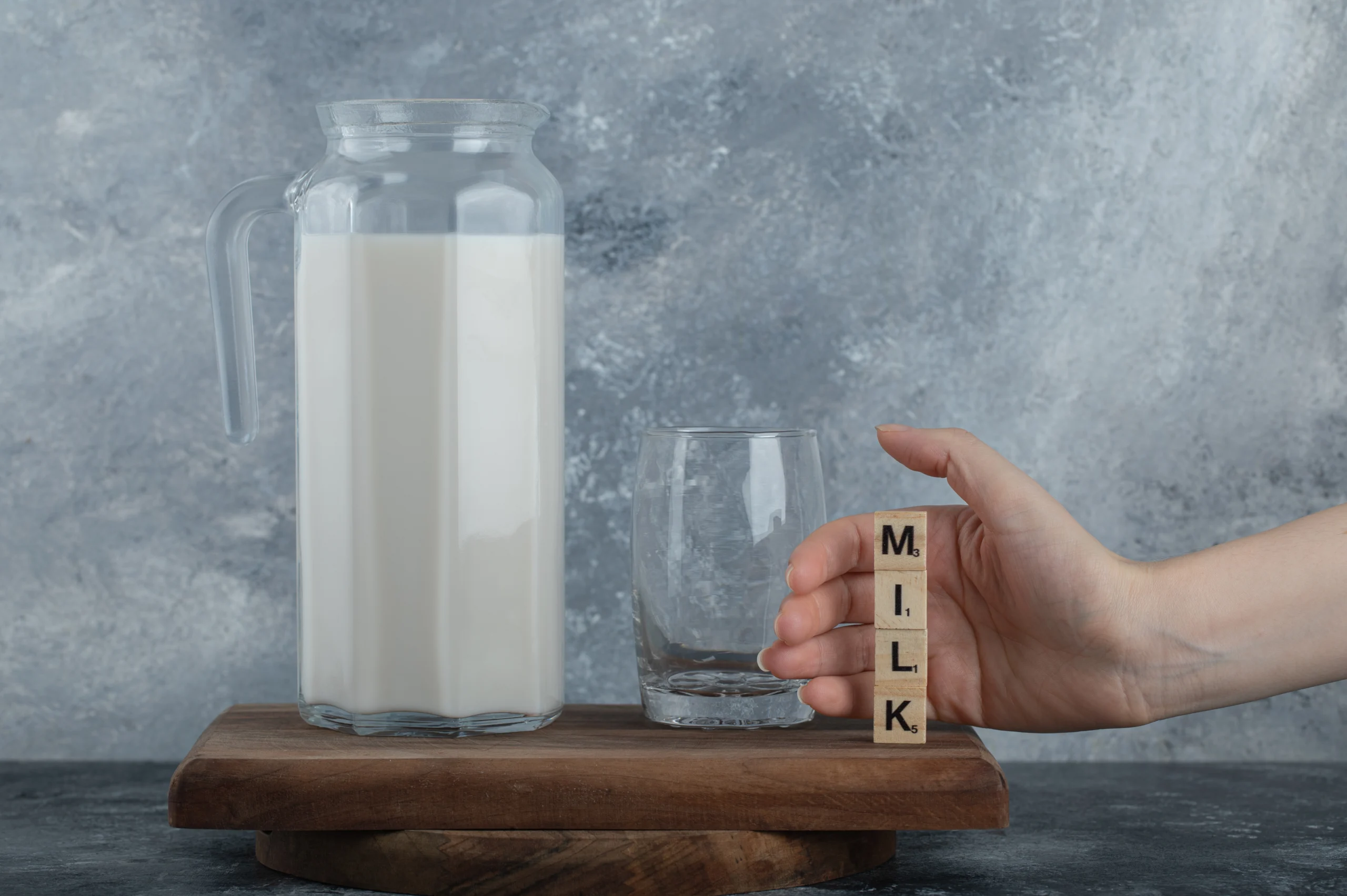 Milk: Is It Really Healthy? A Wellness Expert’s Perspective